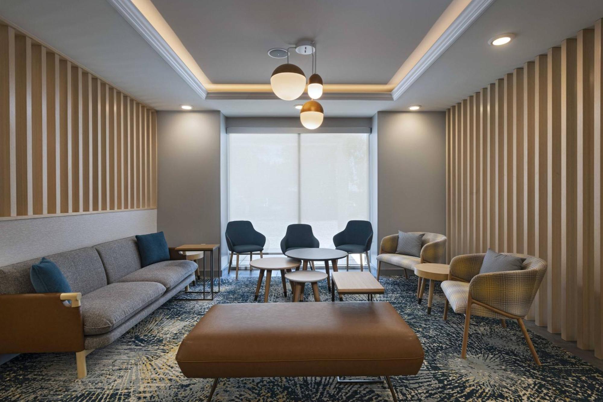 Towneplace Suites By Marriott Brentwood Exteriör bild