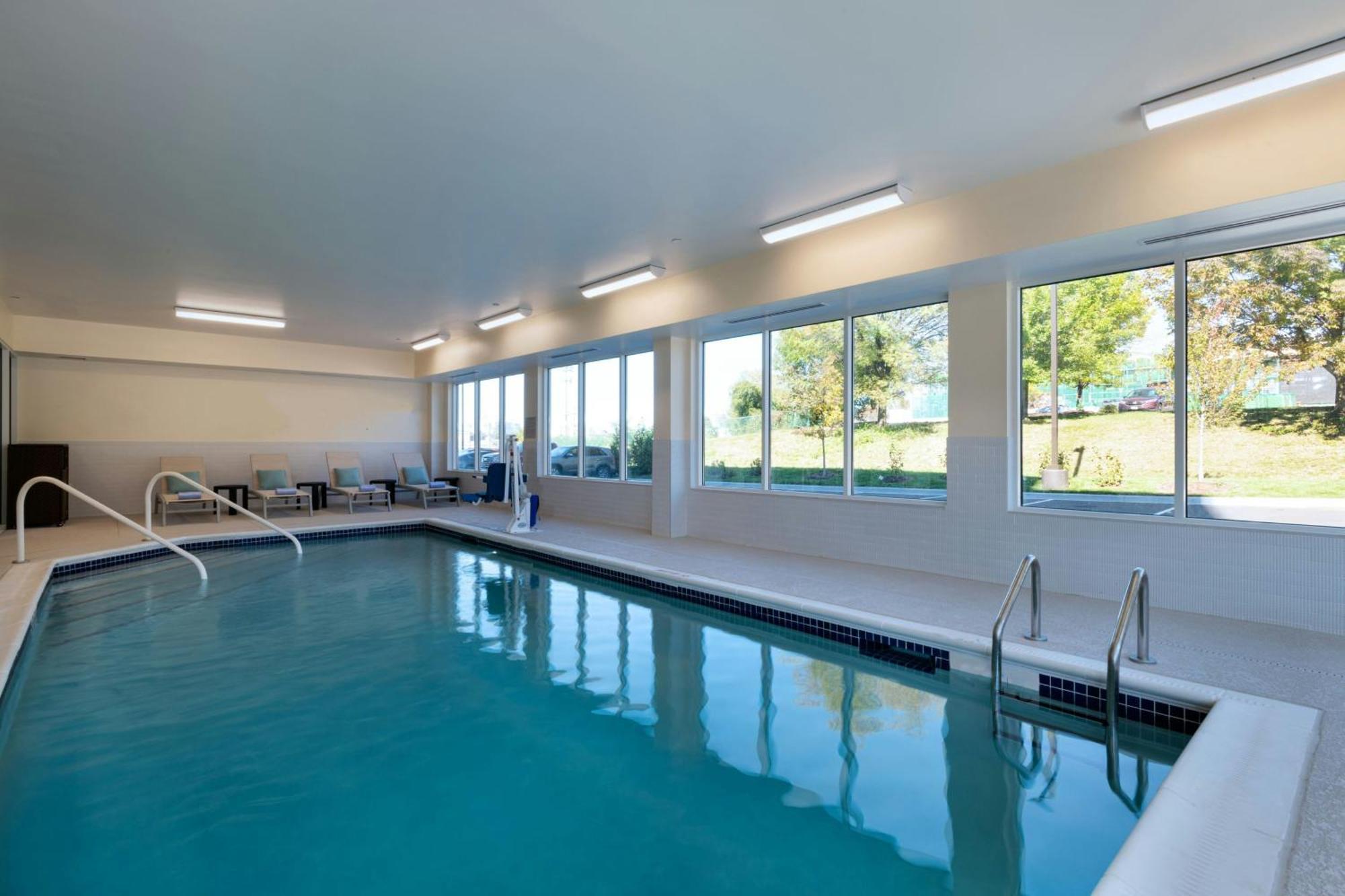 Towneplace Suites By Marriott Brentwood Exteriör bild